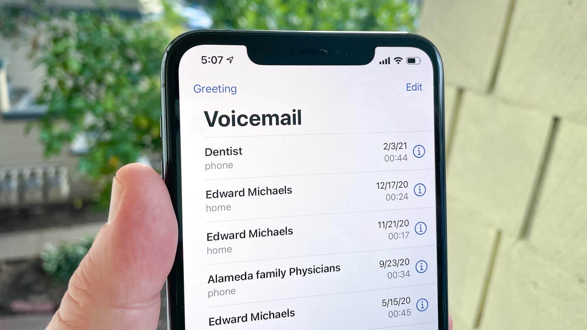 voicemail iphone