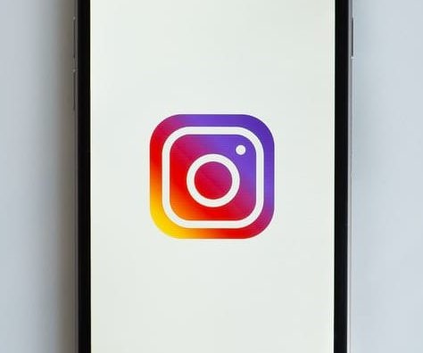 open instagram app to recover instagram account