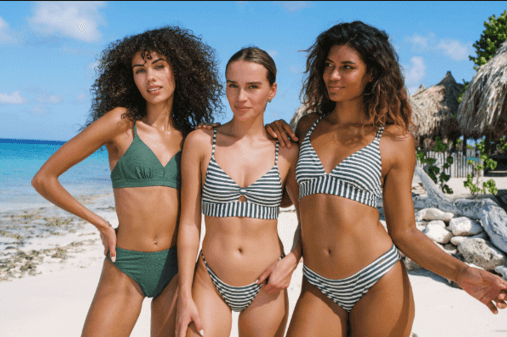 3 bikini fashion girls